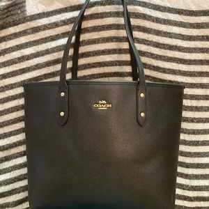 Coach tote purse